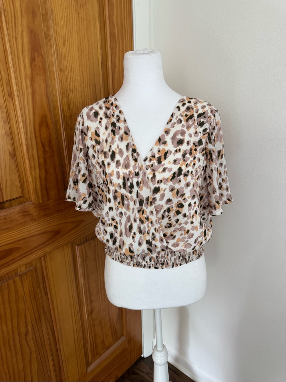 June & Hudson Leopard PinkPrint Surplice Blouse in Beige